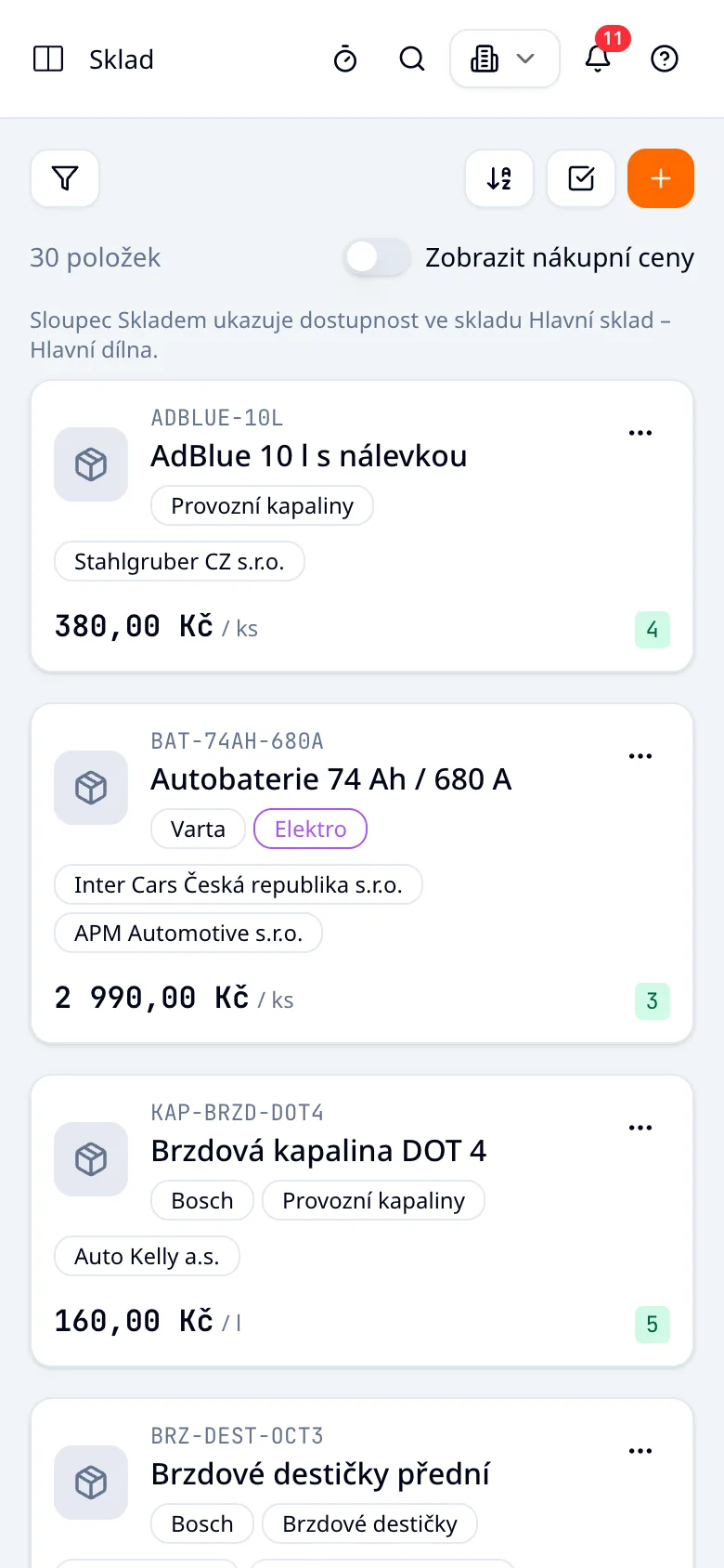 Skladový katalog v telefonu: karty položek s kódem, výrobcem, dodavatelem, cenou a počtem kusů